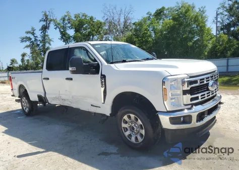 2024 Ford F250 Super Duty z USA, uszkodzony, nr VIN 1FT7W2BT1RED57560